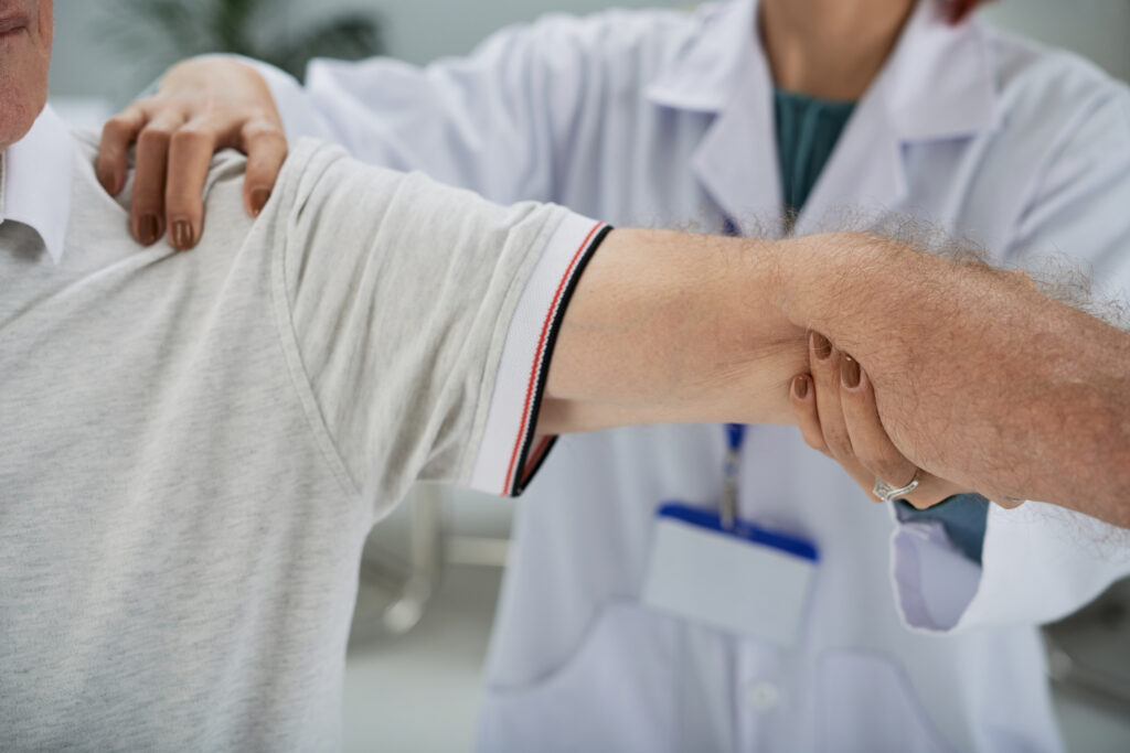 tennis elbow treatment with chiropractic care